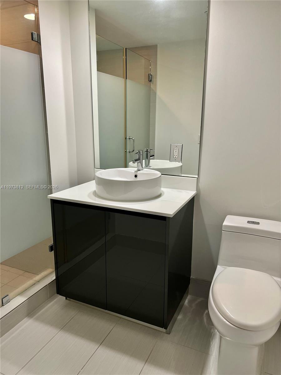 31 SE 6th St #1604, Miami FL 33131