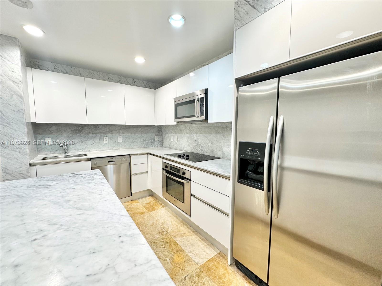 1060 Brickell Ave #201, Miami FL 33131