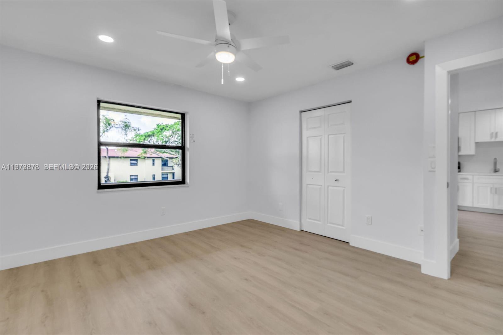 8535 Casa Del Lago #F, Boca Raton FL 33433