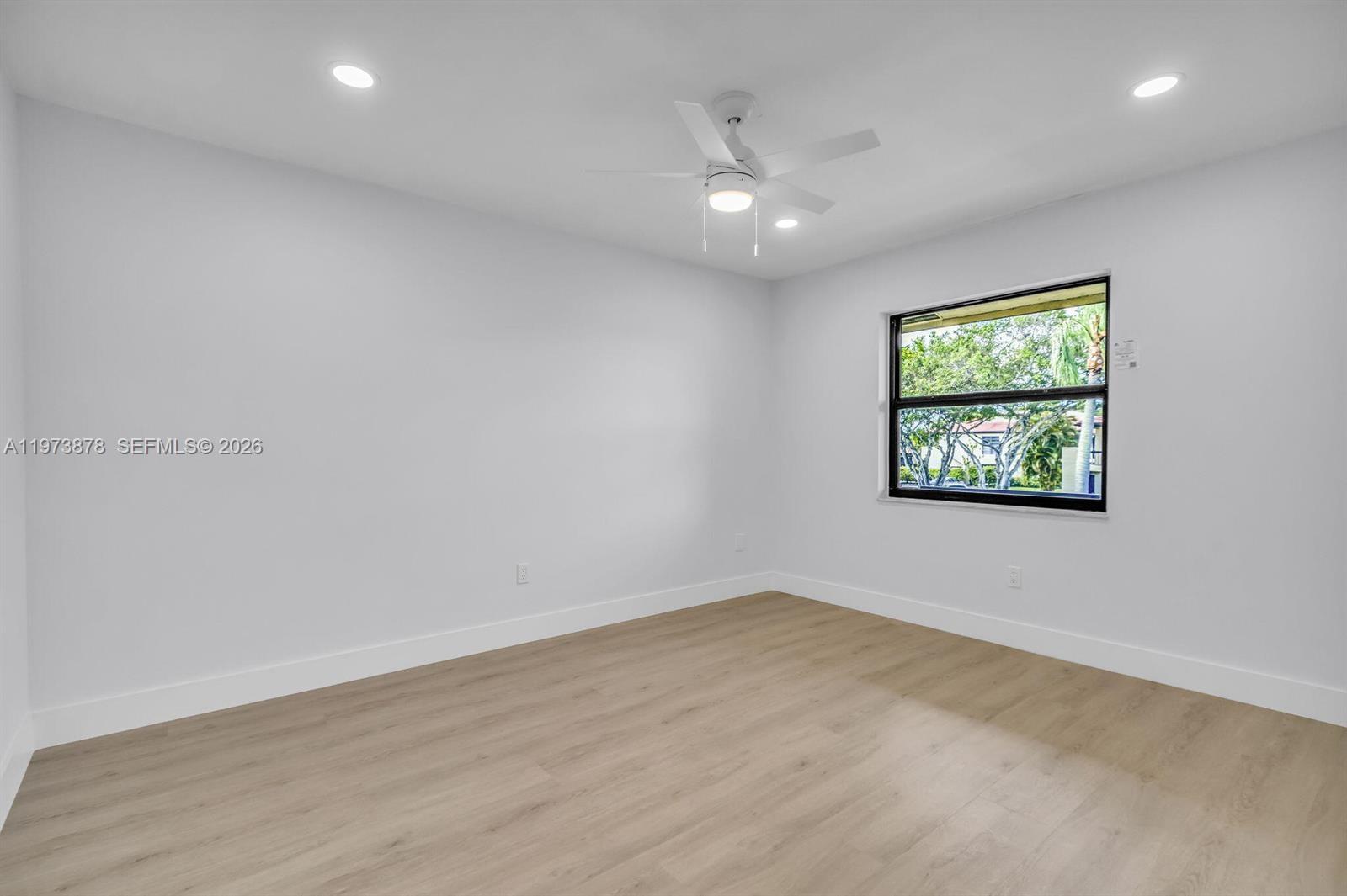 8535 Casa Del Lago #F, Boca Raton FL 33433