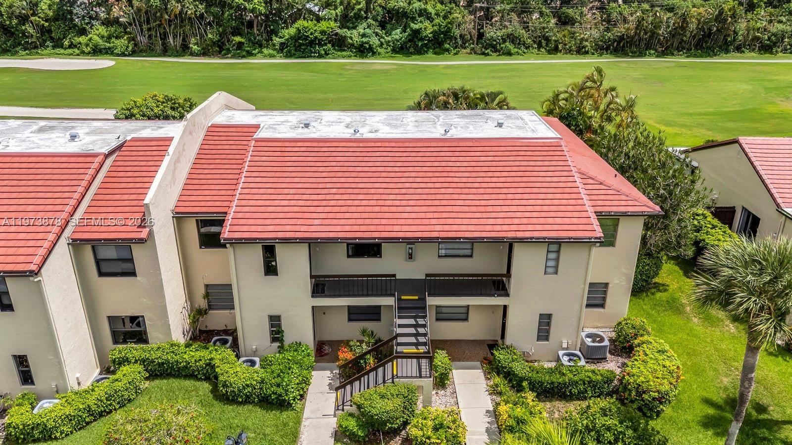 8535 Casa Del Lago #F, Boca Raton FL 33433