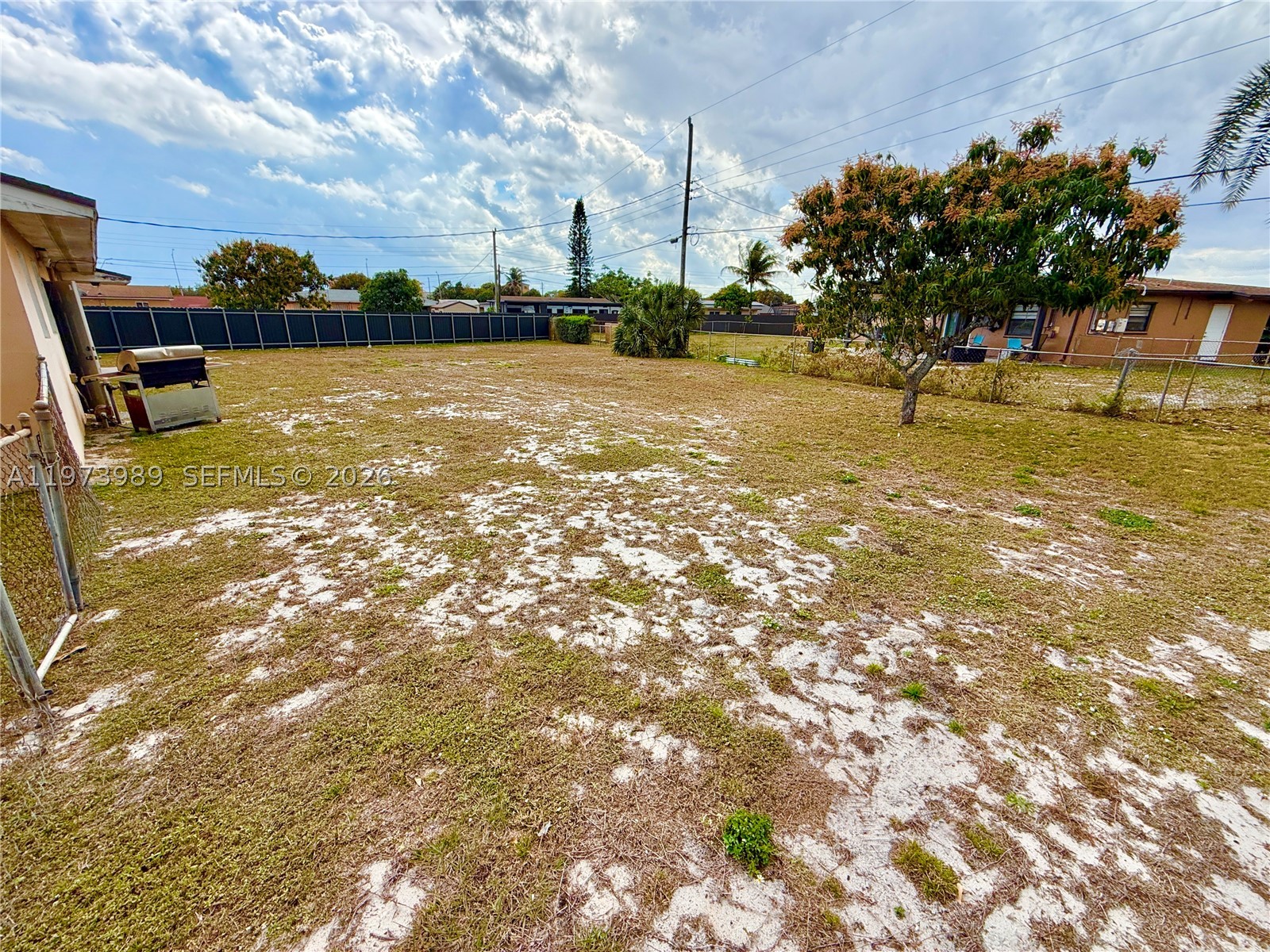 18440 NW 28th Pl, Miami Gardens FL 33056
