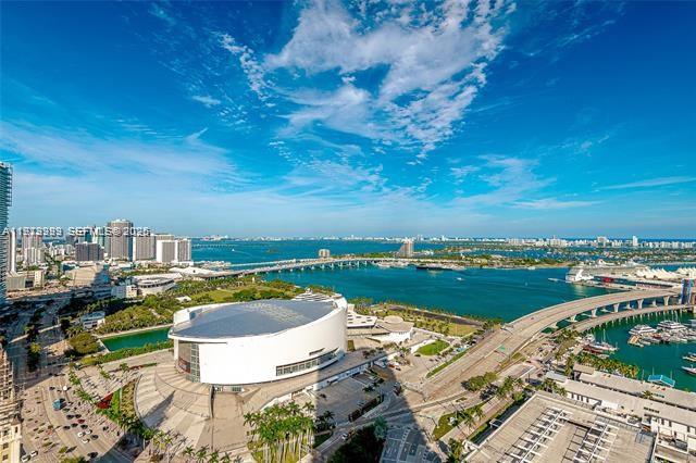 398 NE 5th St #2802, Miami FL 33132