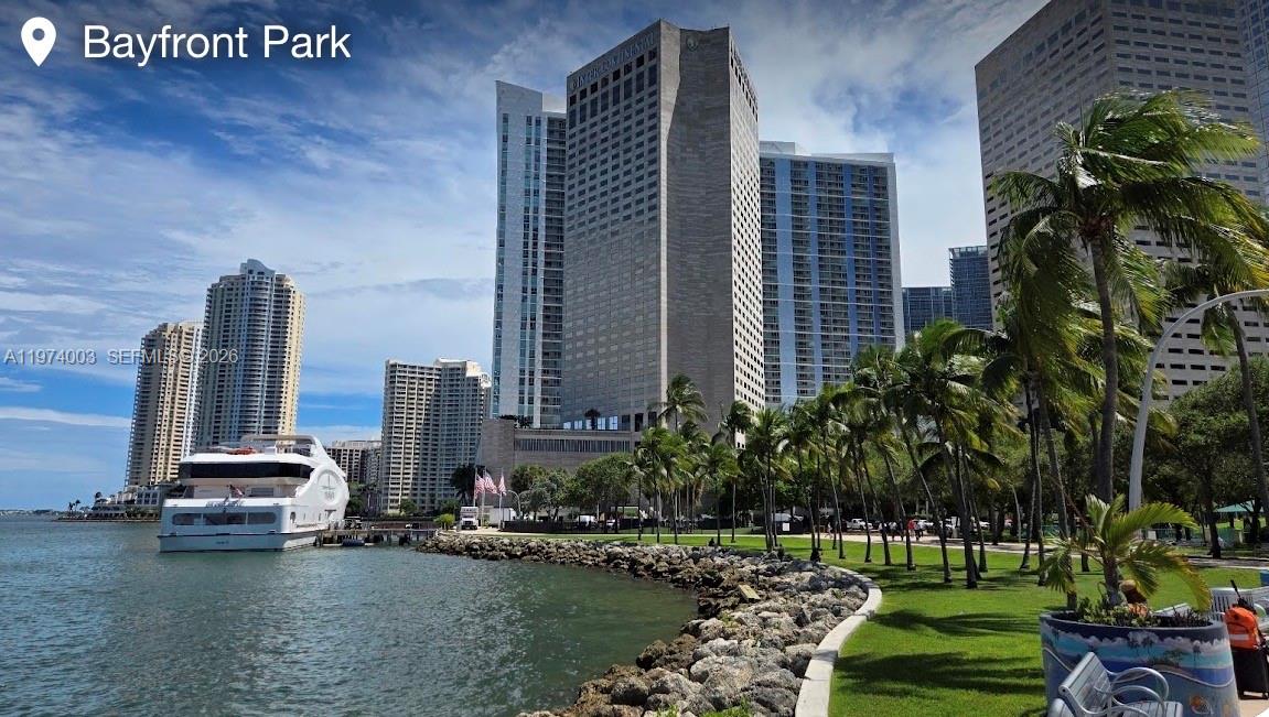 770 NE Claughton Island Dr #1613, Miami FL 33131
