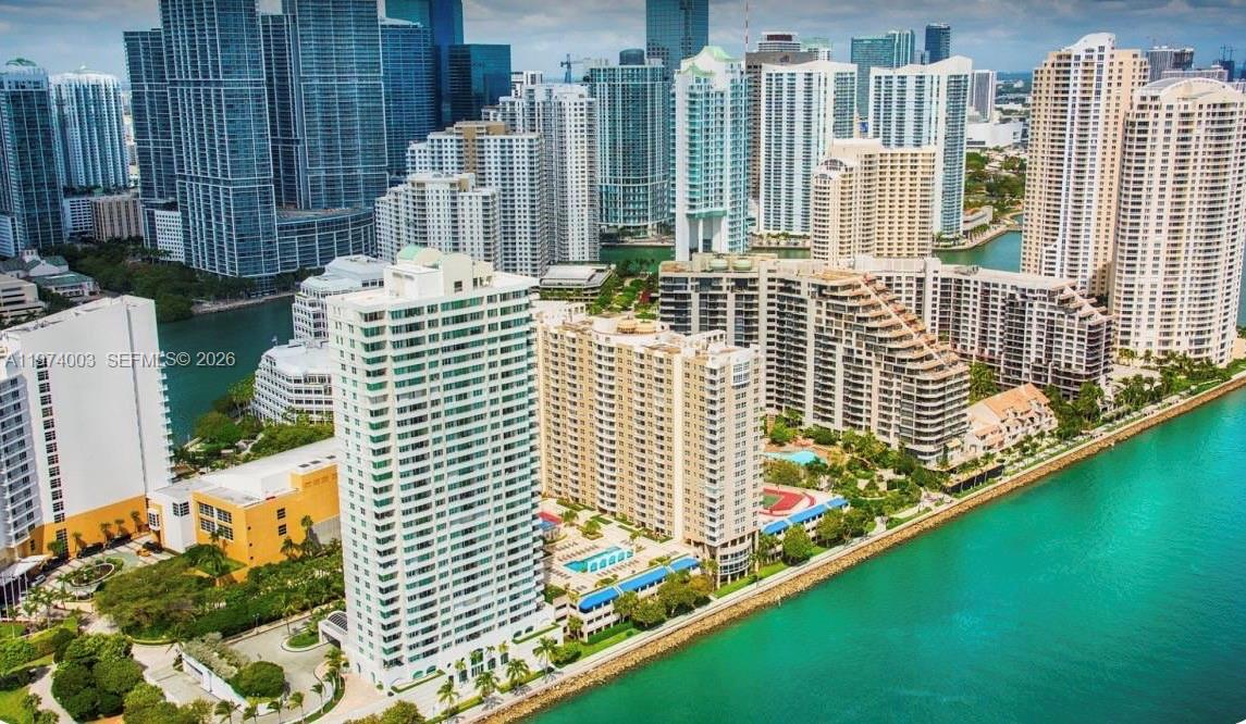 770 NE Claughton Island Dr #1613, Miami FL 33131