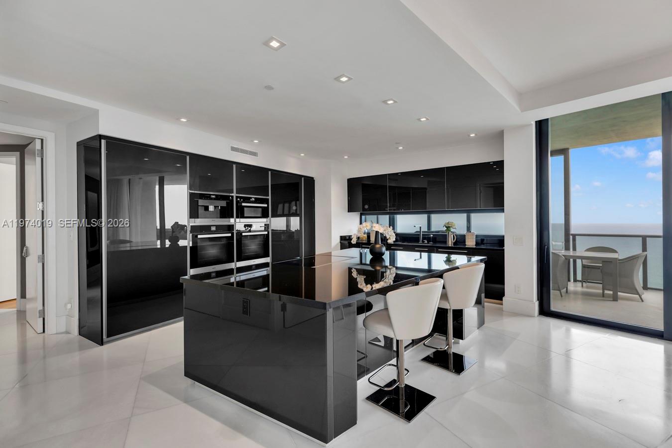 18555 Collins Ave #4605, Sunny Isles Beach FL 33160