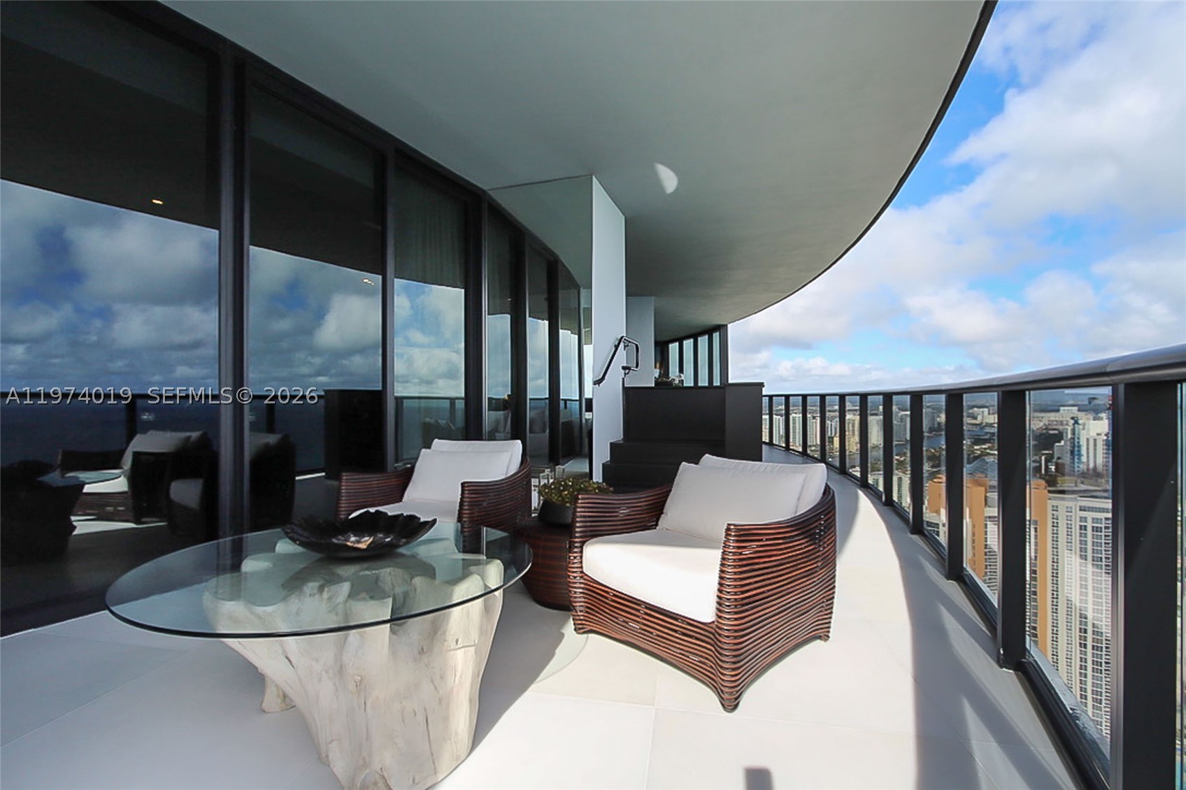 18555 Collins Ave #4605, Sunny Isles Beach FL 33160