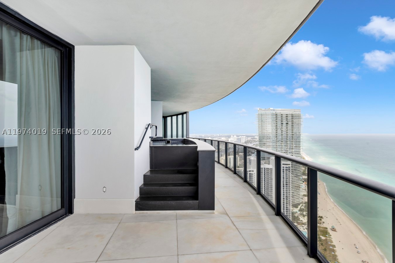 18555 Collins Ave #4605, Sunny Isles Beach FL 33160