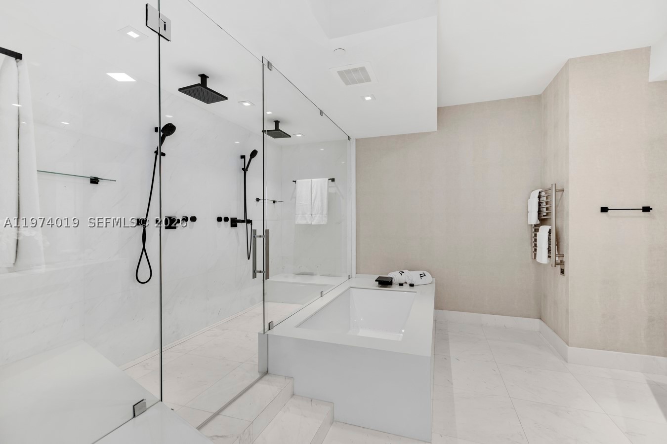 18555 Collins Ave #4605, Sunny Isles Beach FL 33160