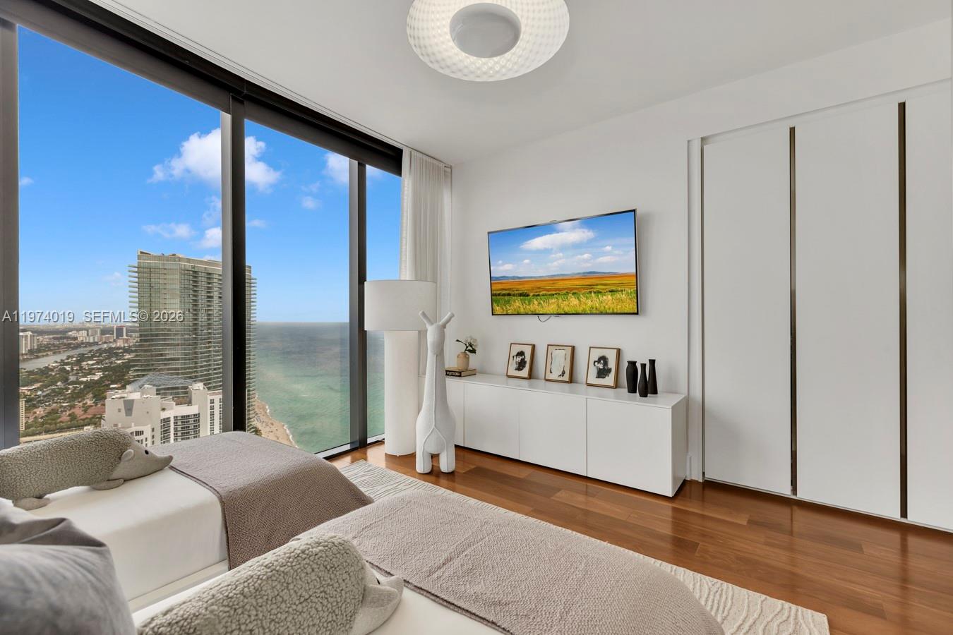 18555 Collins Ave #4605, Sunny Isles Beach FL 33160