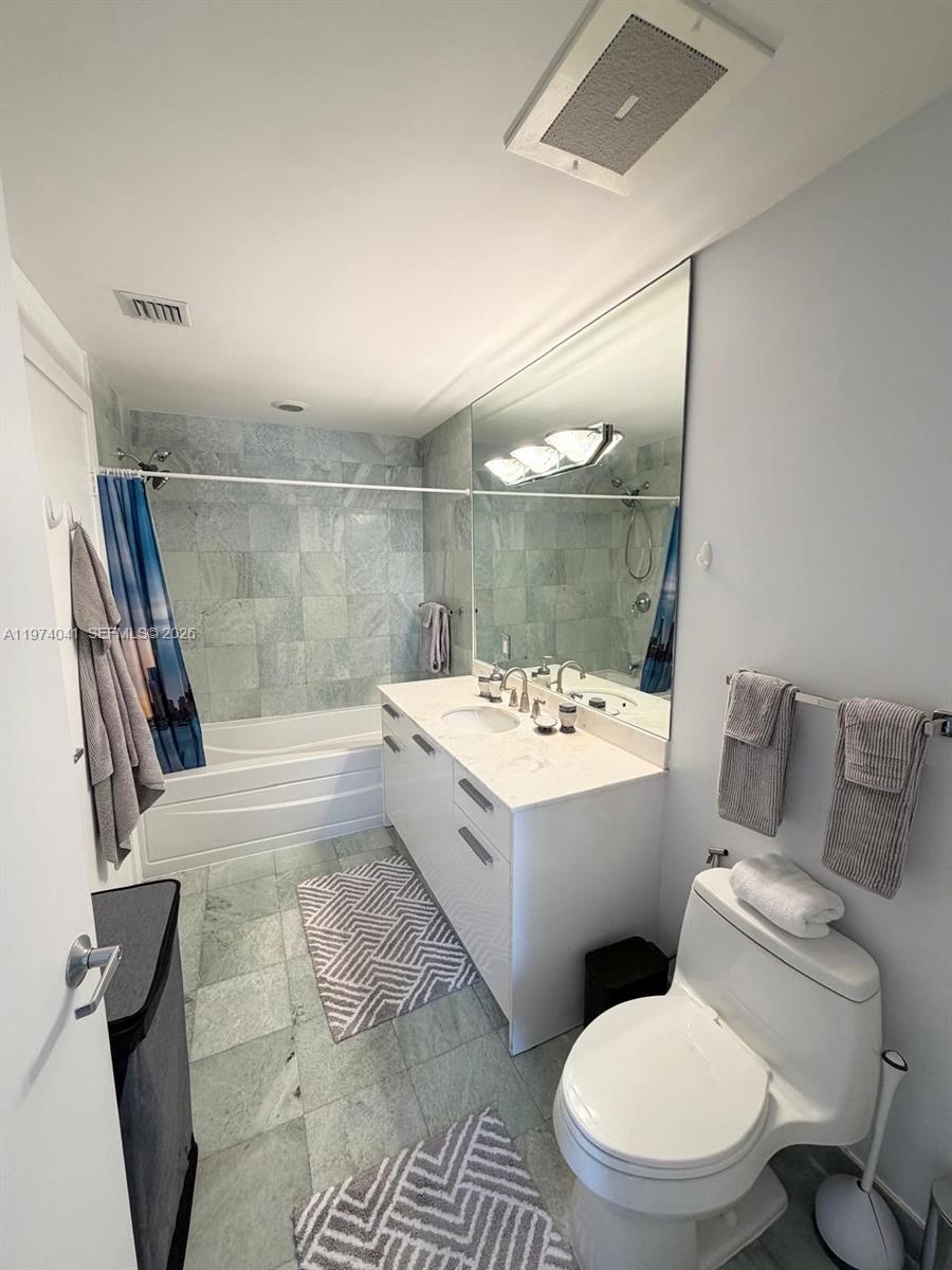 1050 Brickell Ave #1904, Miami FL 33131