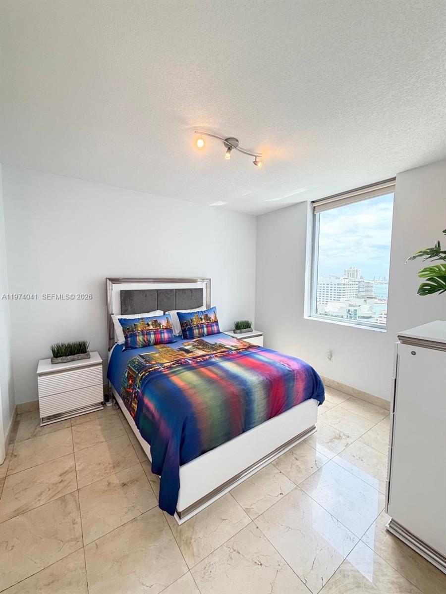 1050 Brickell Ave #1904, Miami FL 33131