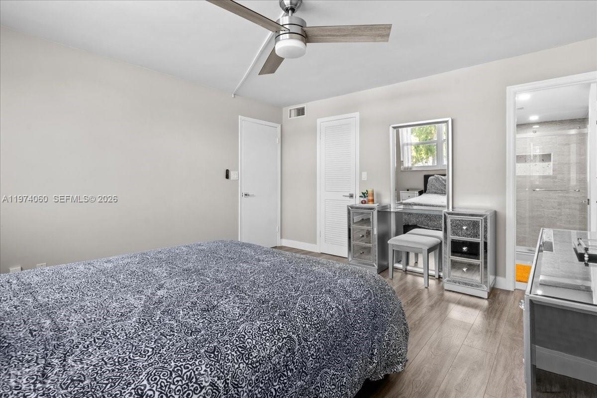811 S Hollybrook Dr #208, Pembroke Pines FL 33025