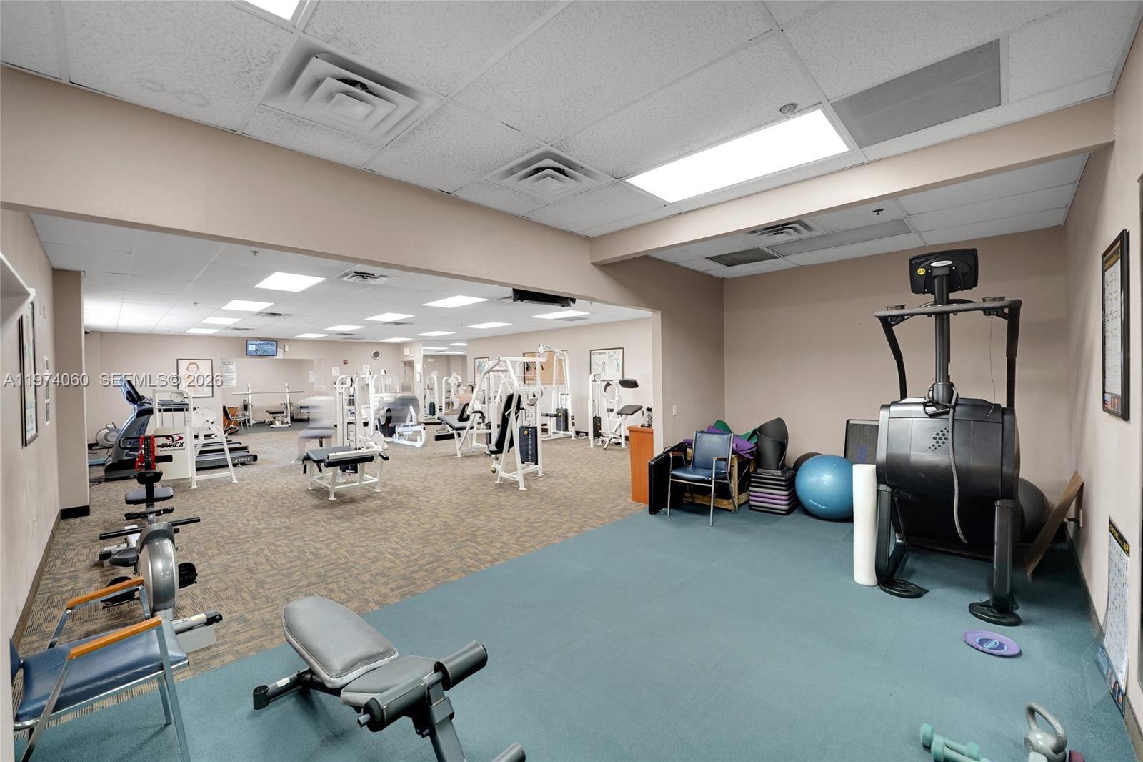811 S Hollybrook Dr #208, Pembroke Pines FL 33025