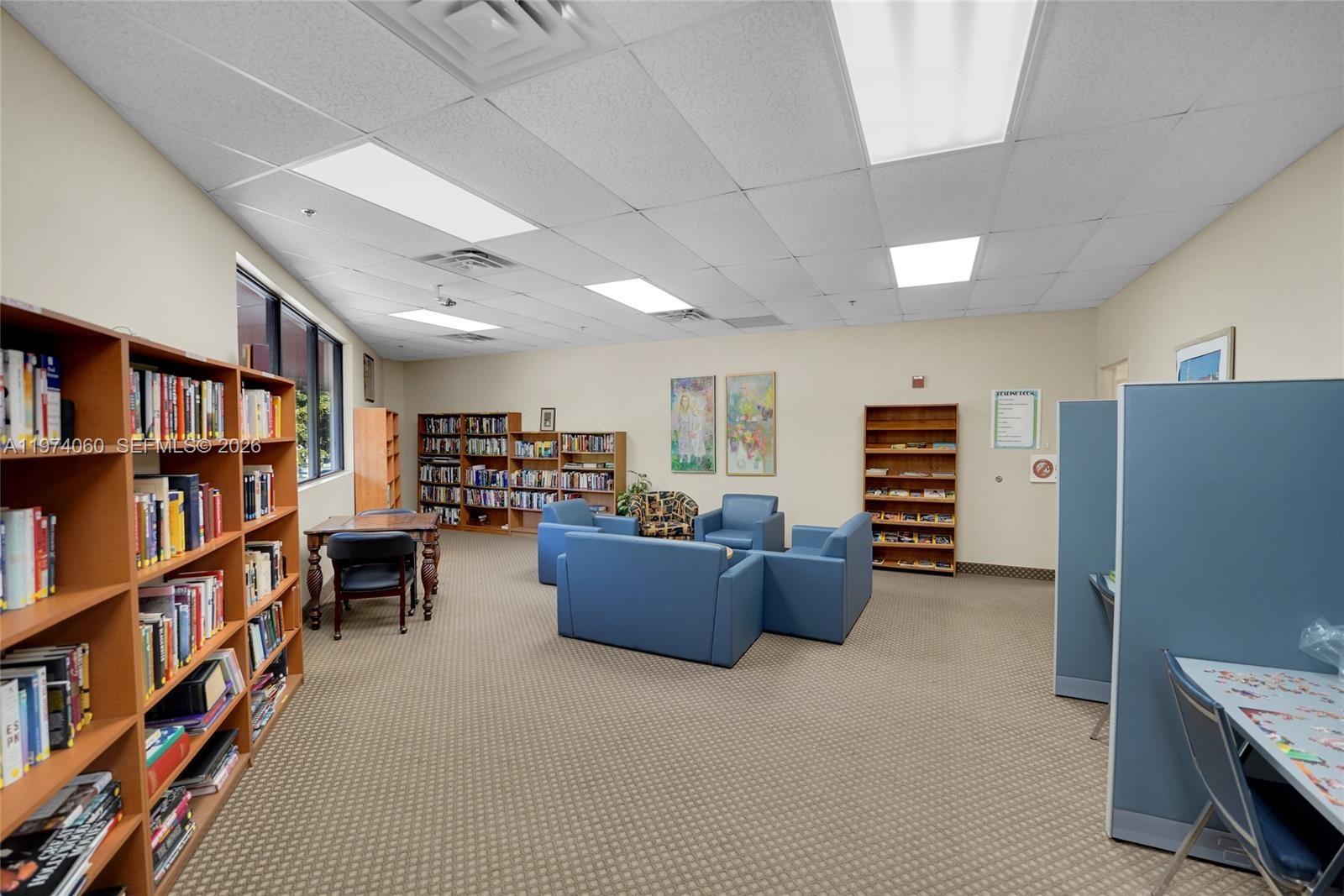 811 S Hollybrook Dr #208, Pembroke Pines FL 33025