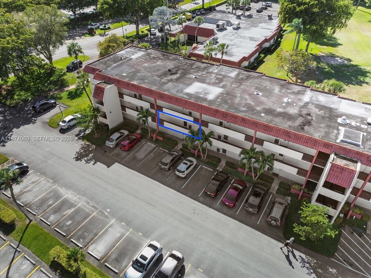 811 S Hollybrook Dr #208, Pembroke Pines FL 33025