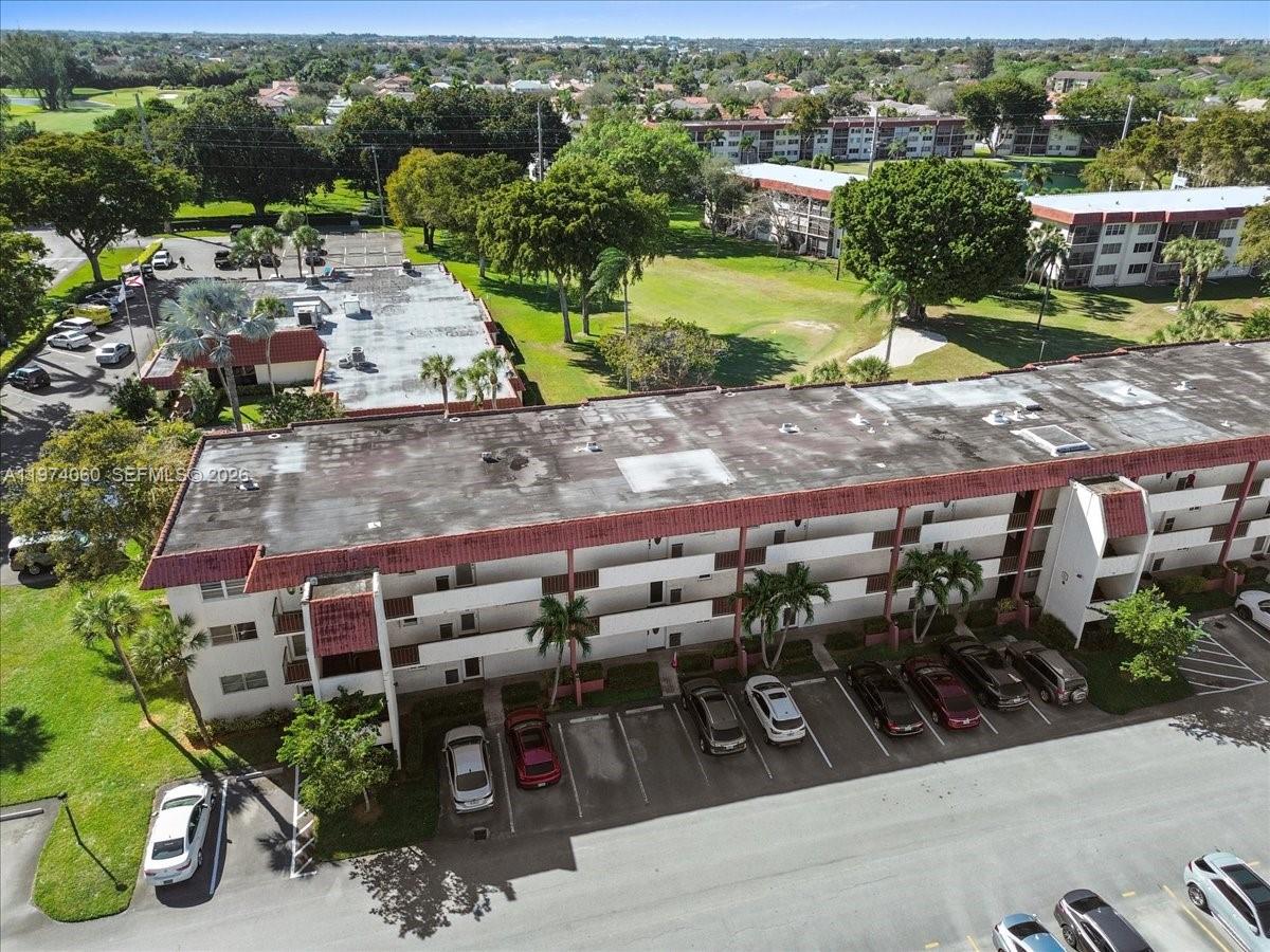 811 S Hollybrook Dr #208, Pembroke Pines FL 33025