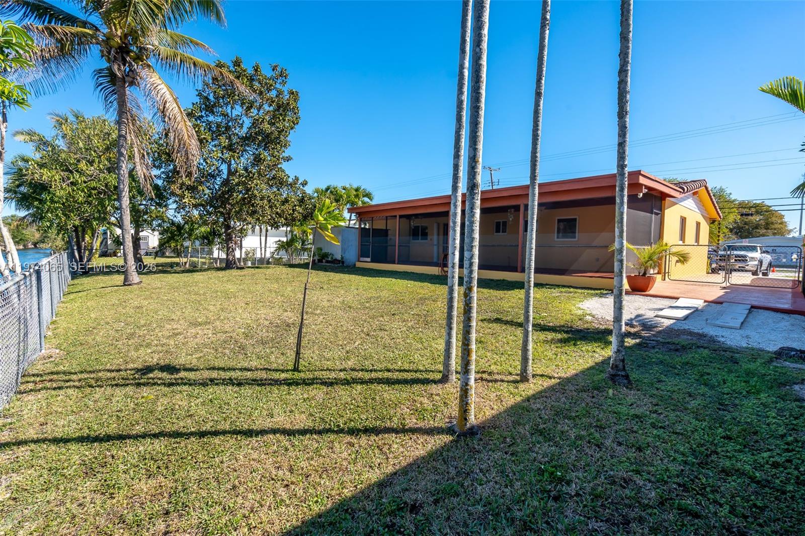 4600 SW 104th Ave, Miami FL 33165