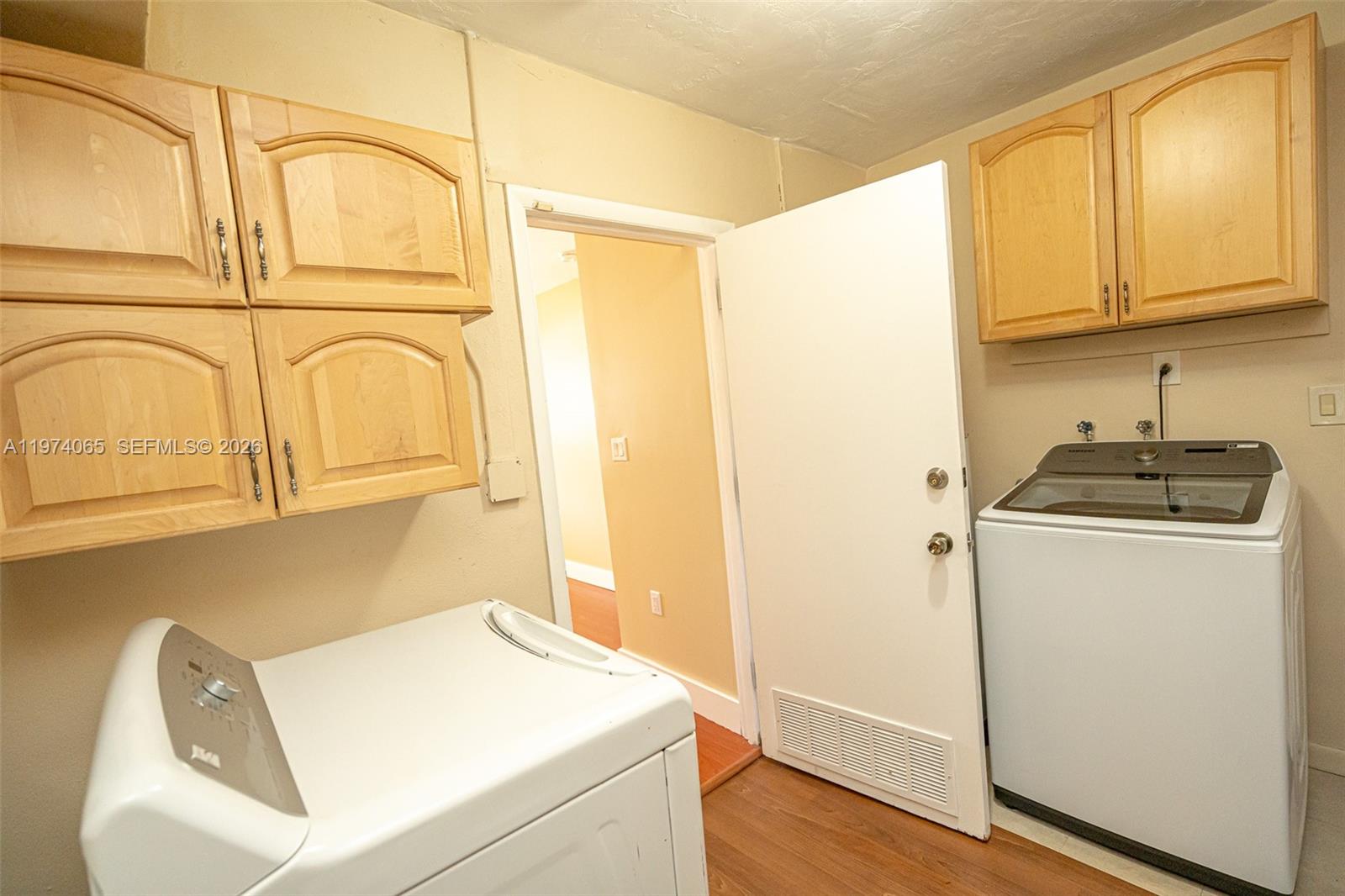 4600 SW 104th Ave, Miami FL 33165