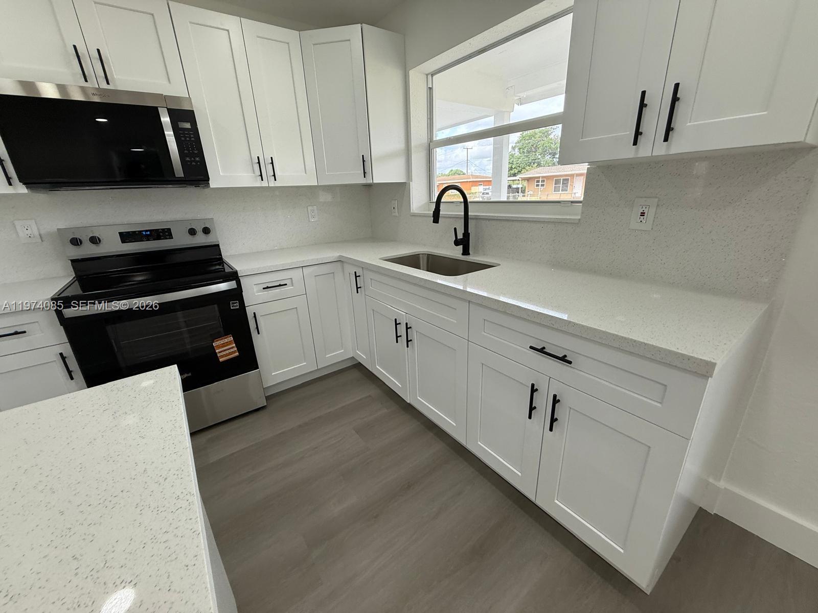 3010 NW 186th Ter, Miami Gardens FL 33056