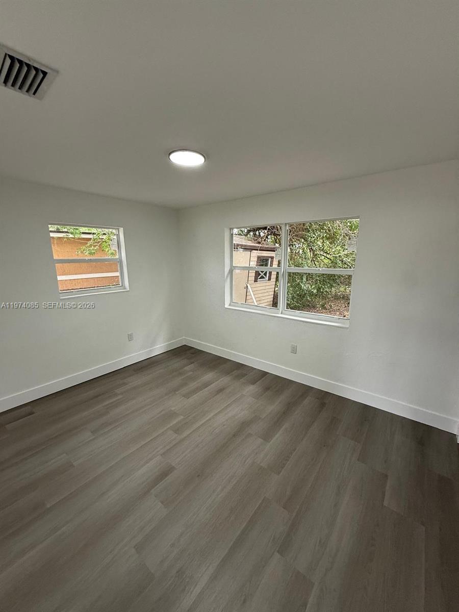 3010 NW 186th Ter, Miami Gardens FL 33056