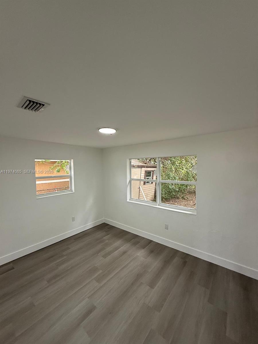 3010 NW 186th Ter, Miami Gardens FL 33056