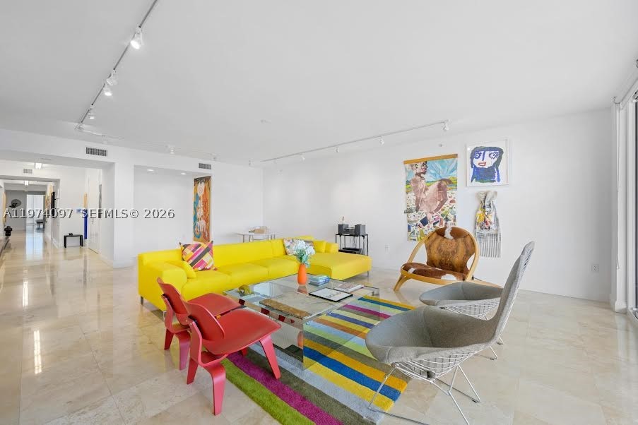 3201 NE 183 Street #1104, Aventura FL 33160