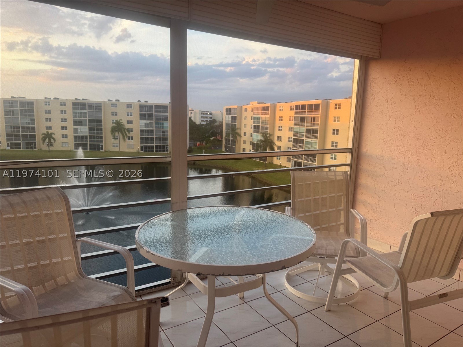 441 SE 3rd St #505, Dania Beach FL 33004