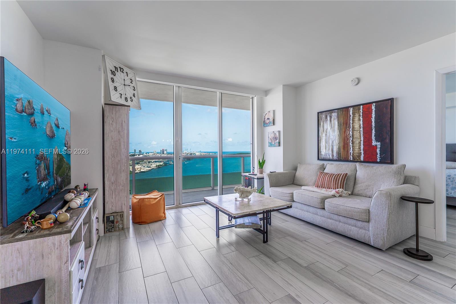 50 Biscayne Blvd #3106, Miami FL 33132