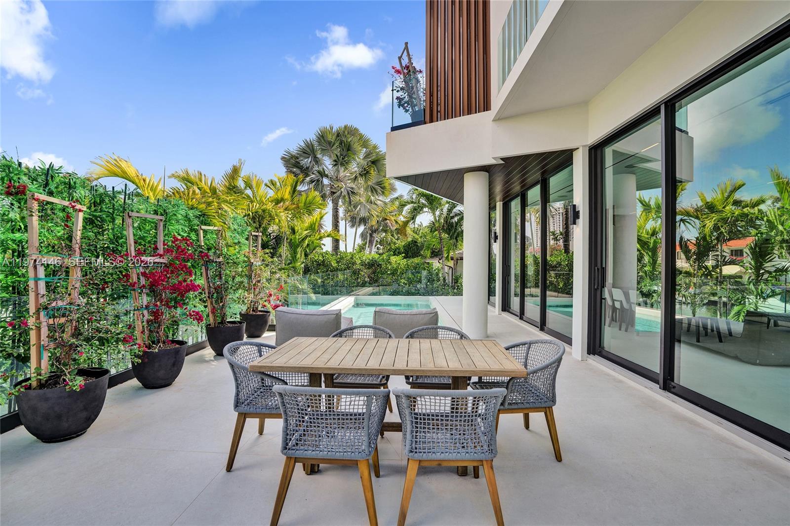 1379 NE 104th St, Miami Shores FL 33138