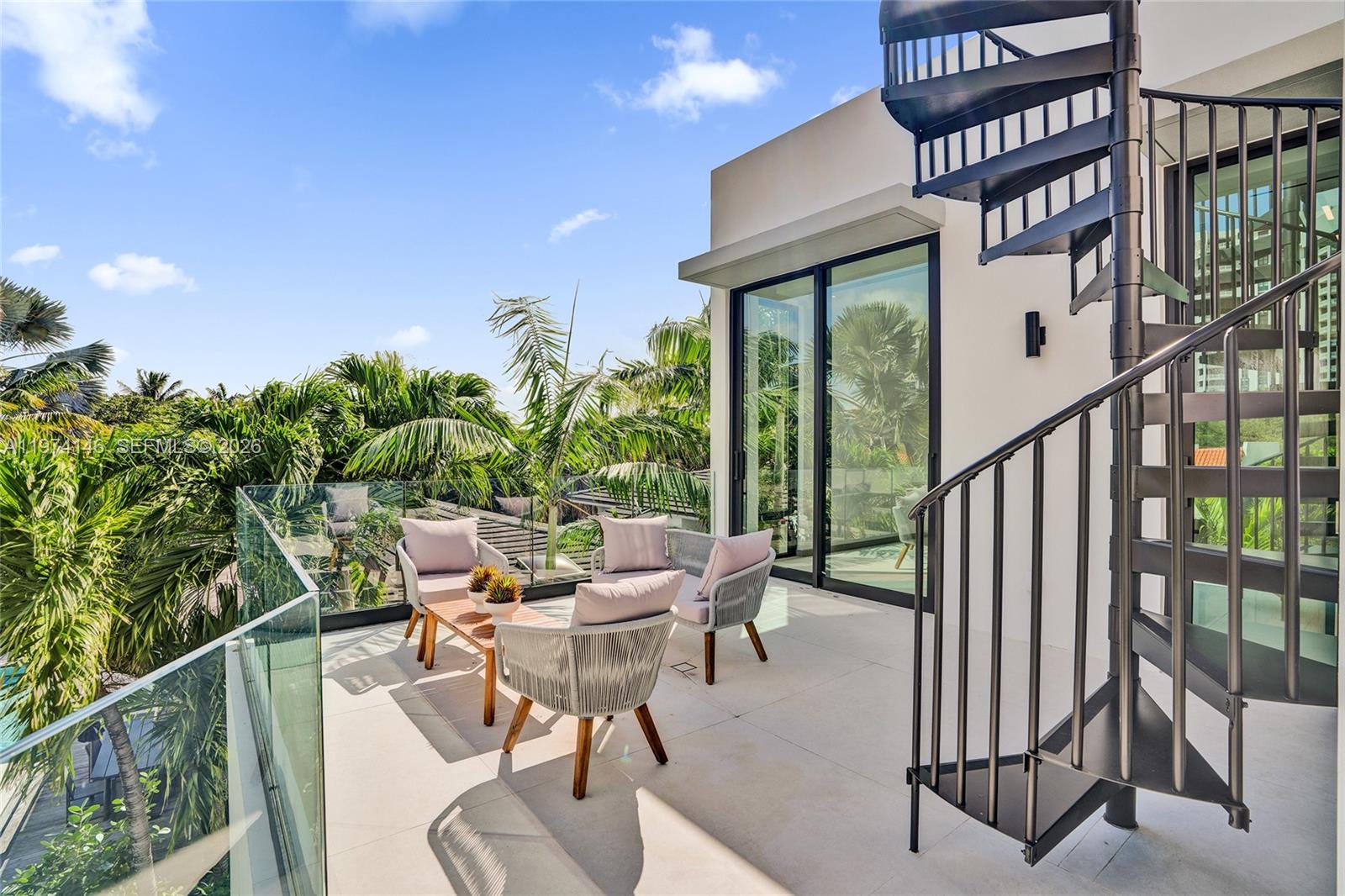 1379 NE 104th St, Miami Shores FL 33138