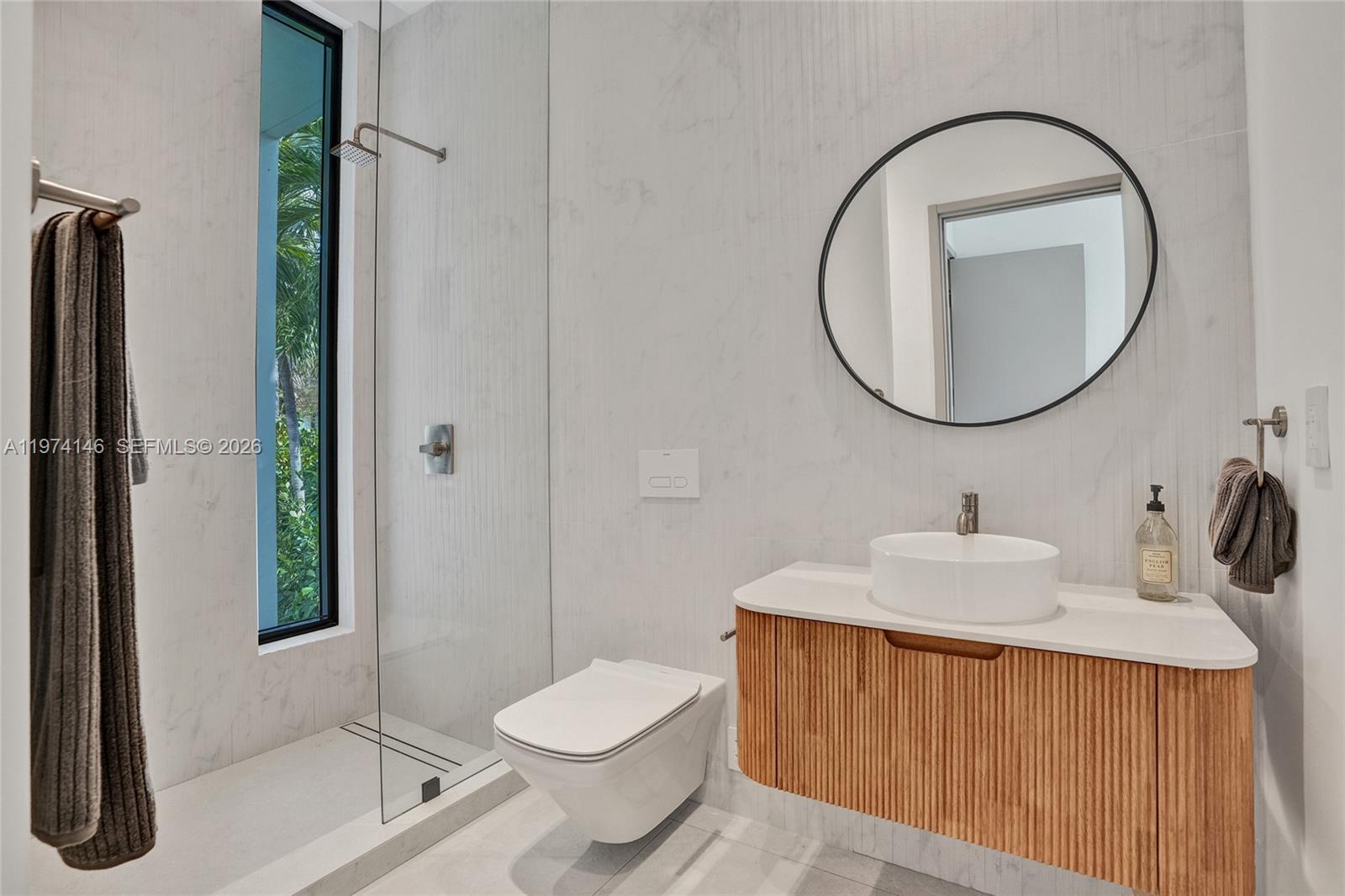 1379 NE 104th St, Miami Shores FL 33138