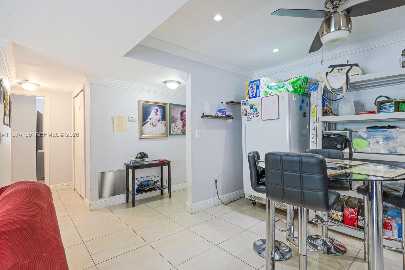 7401 SW 82nd st #109s, Miami FL 33143