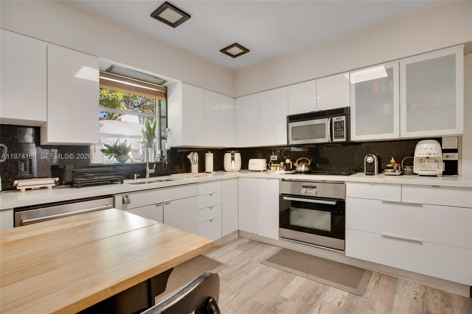 10659 NE 10th Pl, Miami Shores FL 33138