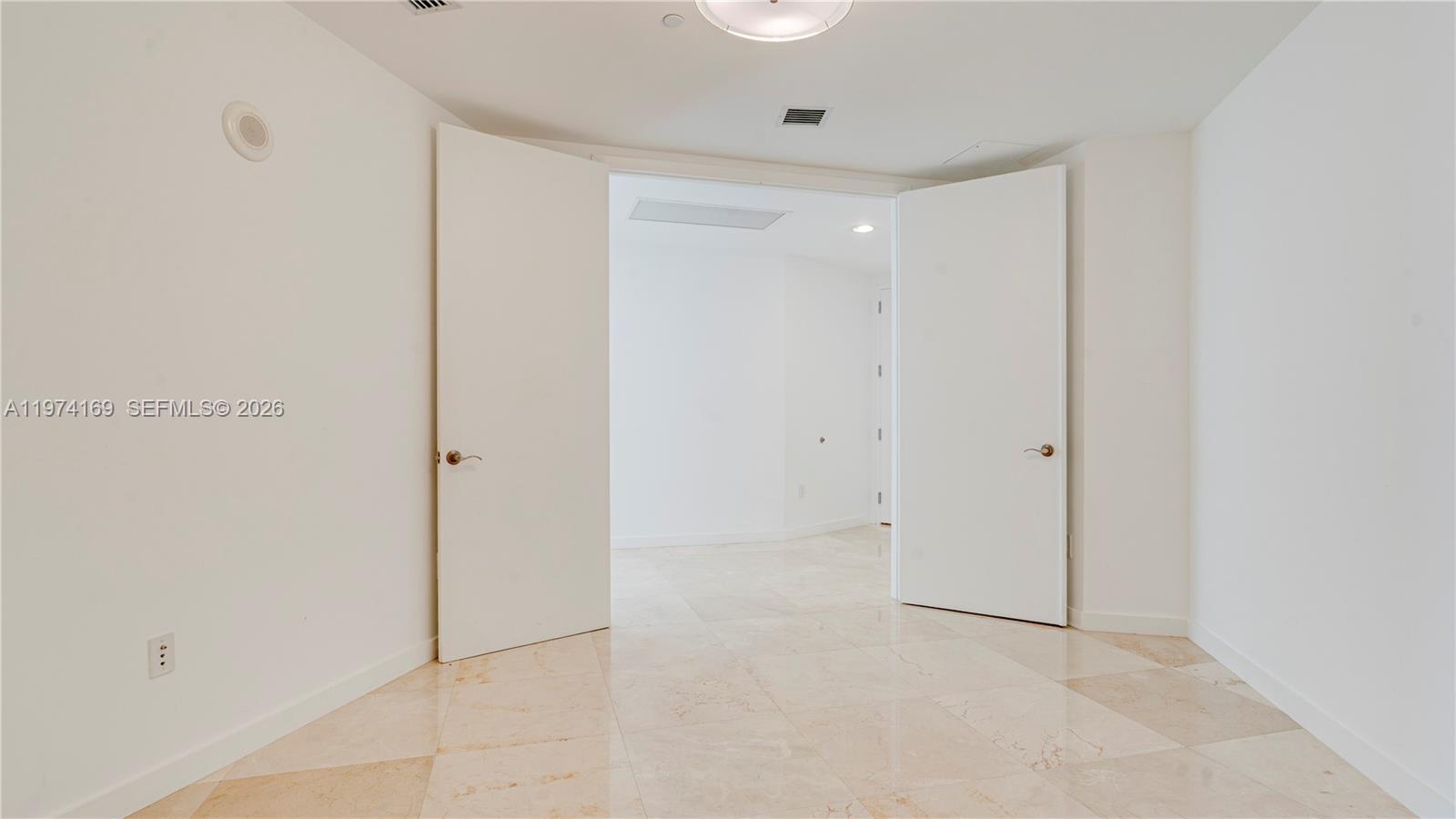 16001 Collins Ave #3007, Sunny Isles Beach FL 33160