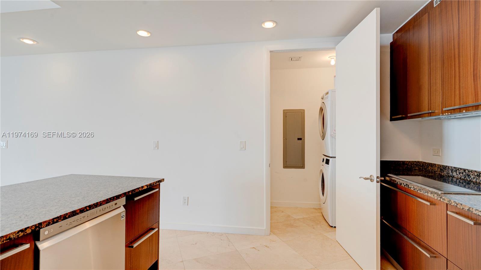 16001 Collins Ave #3007, Sunny Isles Beach FL 33160