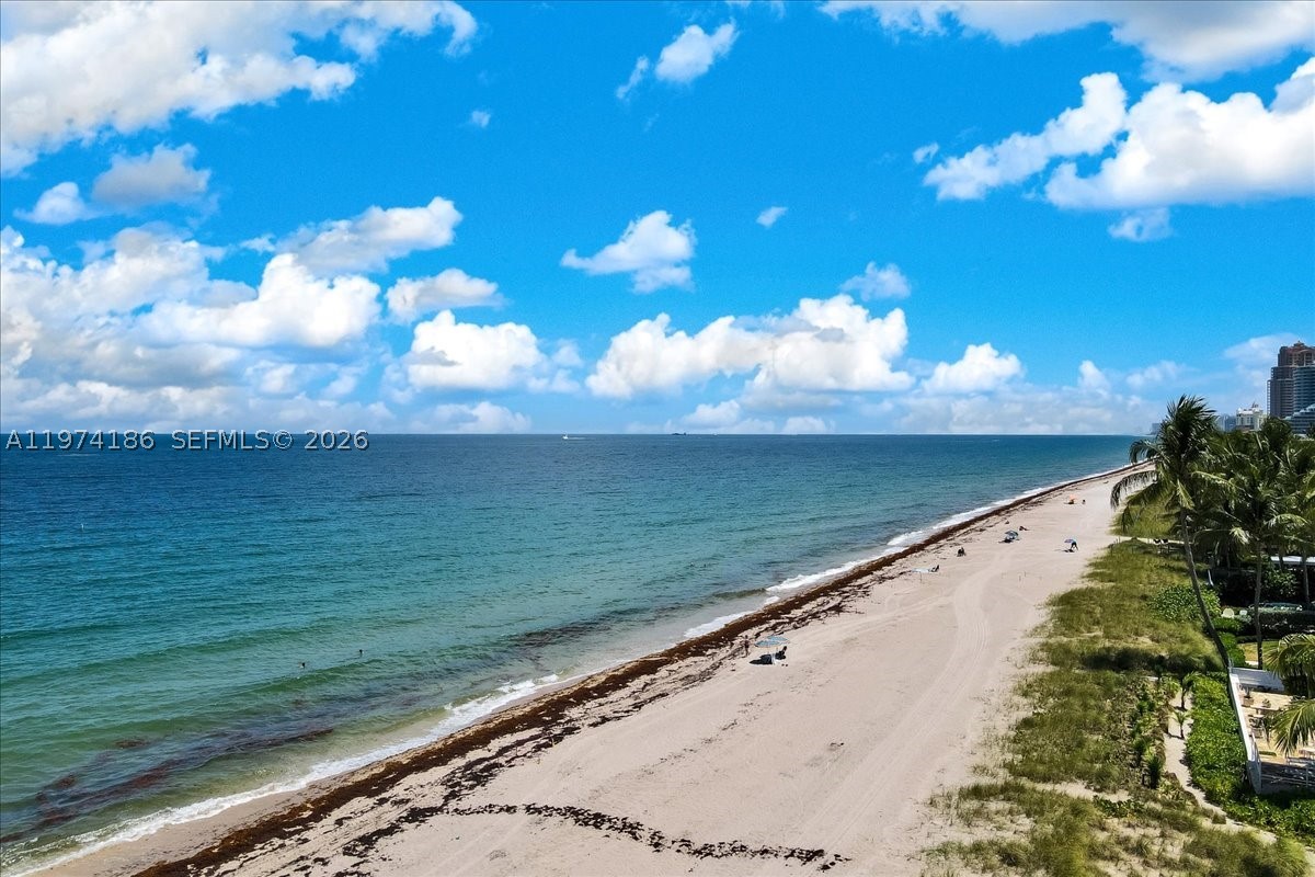 3036 N Atlantic Blvd, Fort Lauderdale FL 33308