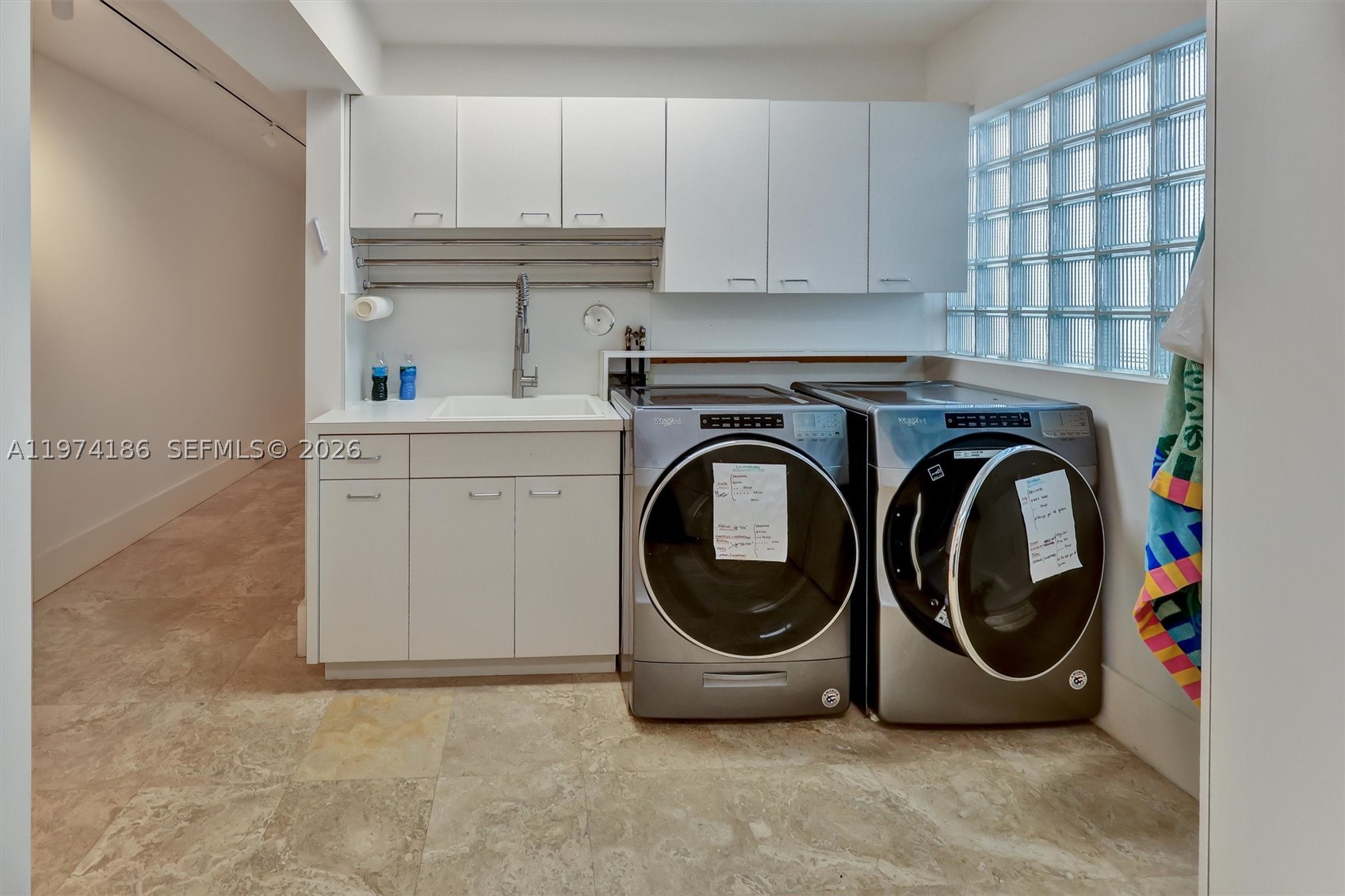3036 N Atlantic Blvd, Fort Lauderdale FL 33308