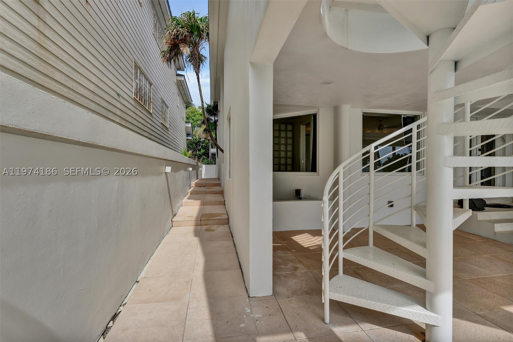 3036 N Atlantic Blvd, Fort Lauderdale FL 33308