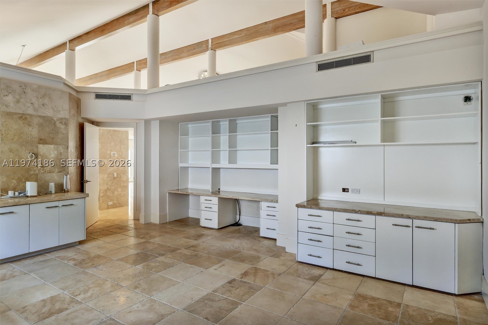3036 N Atlantic Blvd, Fort Lauderdale FL 33308