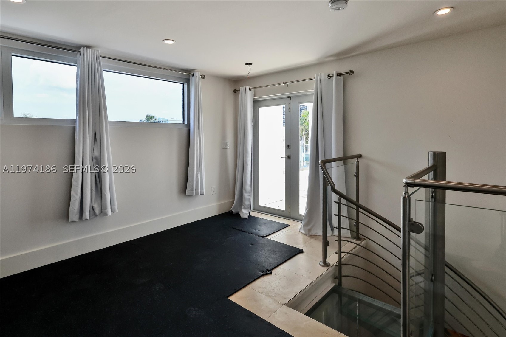 3036 N Atlantic Blvd, Fort Lauderdale FL 33308