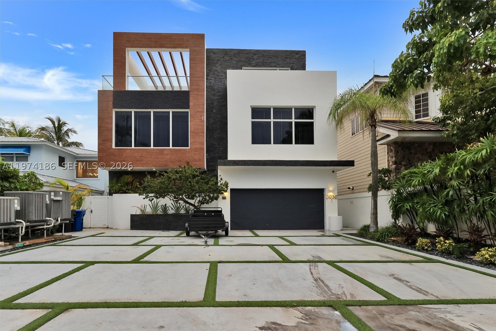 3036 N Atlantic Blvd, Fort Lauderdale FL 33308