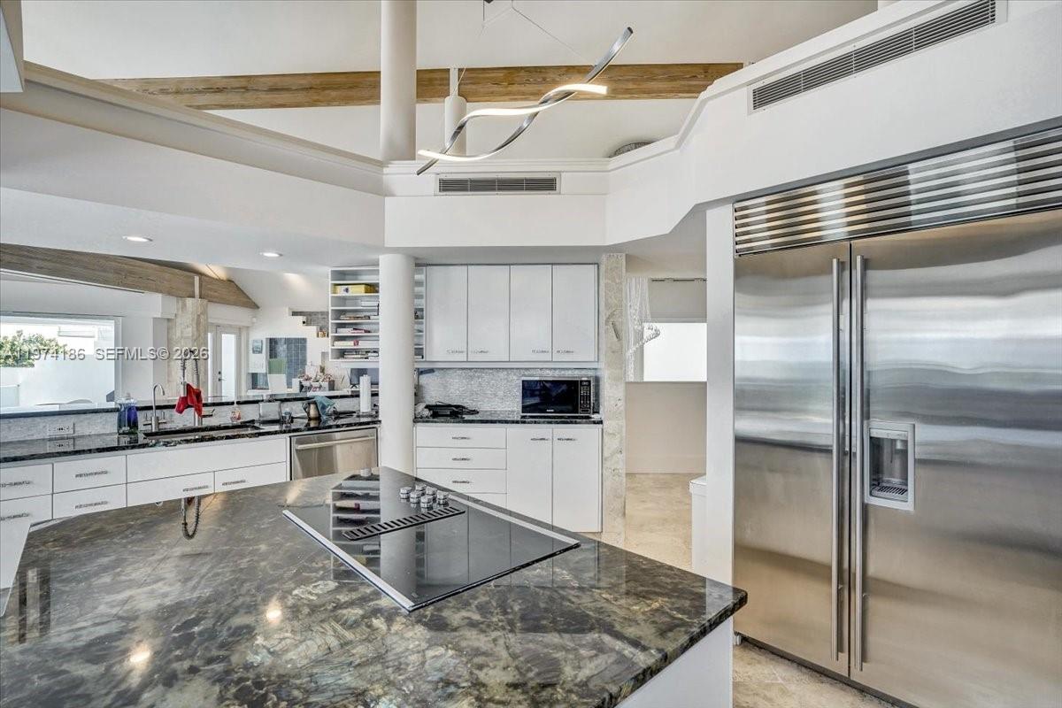 3036 N Atlantic Blvd, Fort Lauderdale FL 33308