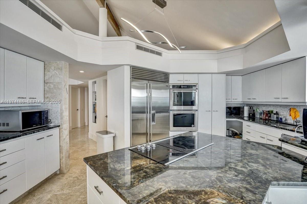 3036 N Atlantic Blvd, Fort Lauderdale FL 33308
