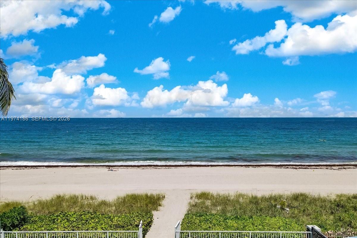 3036 N Atlantic Blvd, Fort Lauderdale FL 33308