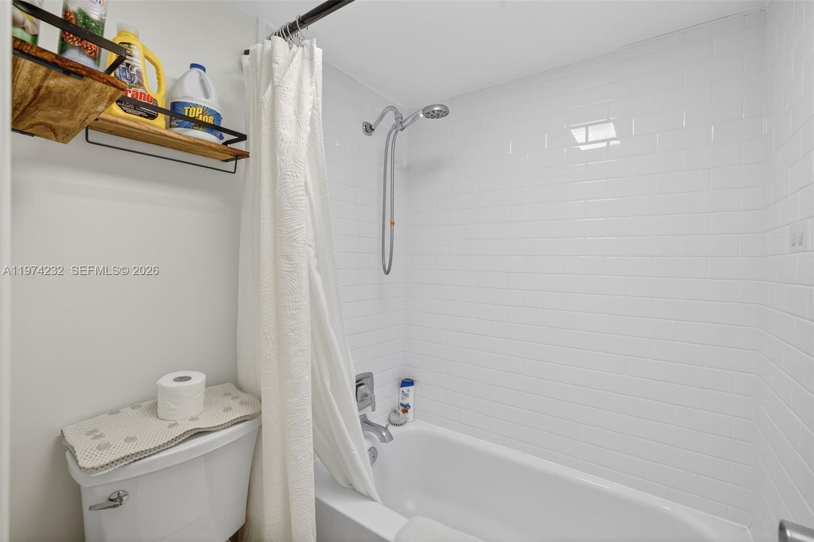 1350 River Reach Dr #314, Fort Lauderdale FL 33315