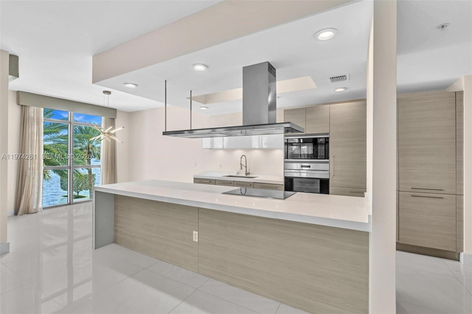 17301 Biscayne Blvd #210, North Miami Beach FL 33160