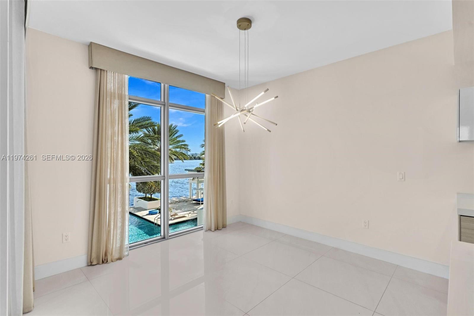 17301 Biscayne Blvd #210, North Miami Beach FL 33160