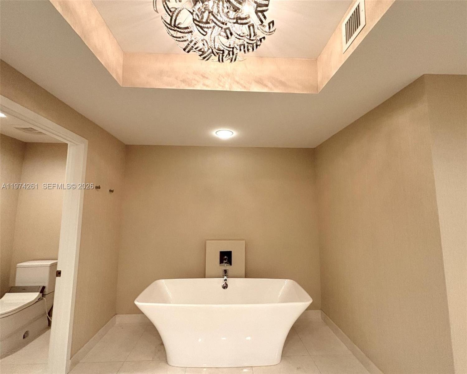 17301 Biscayne Blvd #210, North Miami Beach FL 33160