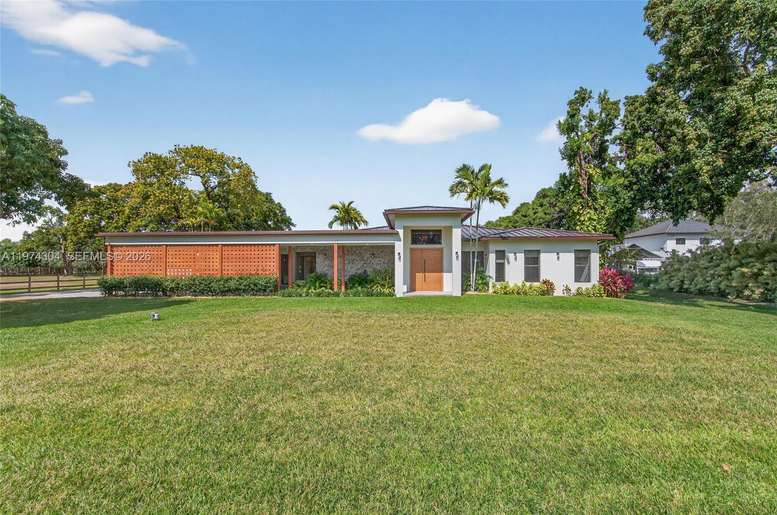 14401 W Palomino Dr, Southwest Ranches FL 33330